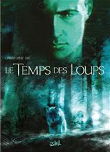 <strong>Le Temps des Loups - Annuel :</strong><br />UN UNIVERS CATACLYSMIQUE OÙ LA POPULATION EST AUX PRISES AVEC LES LOUPS...<br />UN HOMME EN CAVALE...<br />Après le cataclysme, les pays et les frontières ont éclaté, les viles se sont organisées en bastions comme au Moyen-âge . Le village perdu de Damonte est une destination idéale pour  Beauterne qui souhaite se faire oublier quelque part où personne ne viendra le chercher. Mais dans une petite ville comme Damonte, un étranger ne passe pas inaperçu. Très vite, il va se retrouver  confronté aux événements inquiétants qui  secouent la petite communauté . Car après nombre d\'adolescents disparus sans laisser de traces, deux chasseurs sont retrouvés horriblement mutilés.<br /><br />Les loups sont bien de retour dans la montagne , mais au vu d\'un tel carnage, les meurtriers ne sont pas forcément ceux que l\'on croit. 