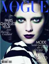 <strong>Vogue - Mensuel :</strong><br />Le magazine des tendances de ce qui fait la mode des femmes. Le magazine qui réinvente de manière chic, élégante créative, passionnée, extraordinaire les tendances d\'aujourd\'hui et de demain.